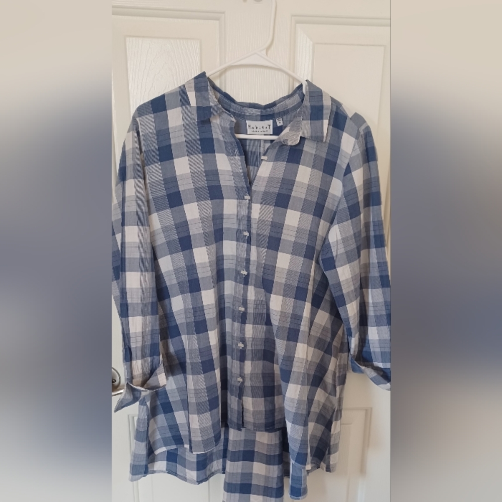 Unique checked flowy blouse